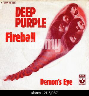 Vintage single record cover - Deep Purple - Fireball - D - 1971 Stock Photo