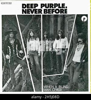 Vintage single record cover - Deep Purple - Never Before - D - 1972 Stock Photo