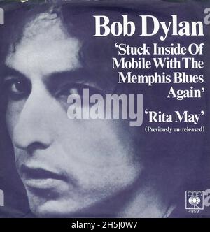 Vintage single record cover - Dylan, Bob - Stuck Inside Of Mobile... - UK - 1976 Stock Photo