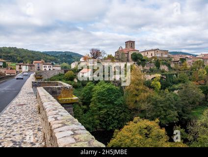 Pont de Vieille-Brioude, a bridge over the River Allier,  with Vieille-Brioude village on the far side Stock Photo