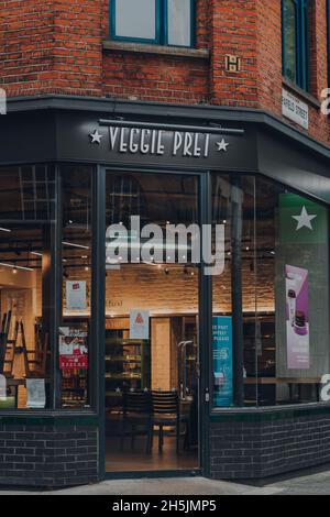 London, UK - June 15, 2019: Exterior of Veggie Pret A Manger, a vegetarian branch of international sandwich shop chain that is based in UK and has app Stock Photo
