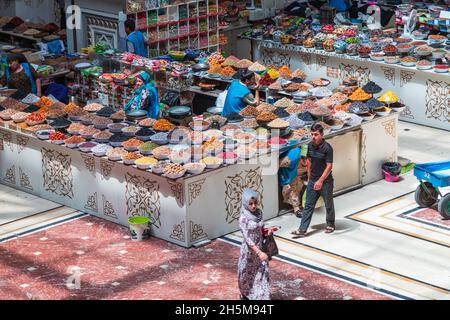 Dushanbe, Tajikistan. August 12, 2021. Shoppers at the Mehrgon Market in Dushanbe. Stock Photo