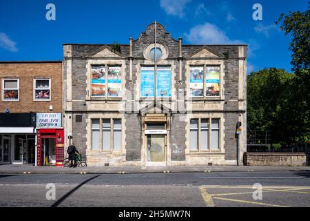 Sun shines on the Fishponds Conservative Club building in north Bristol. Stock Photo