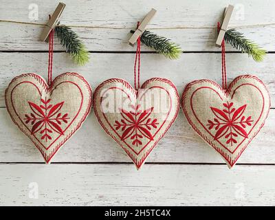 Handmade Fabric Vertcal Hanging Heart Garland Hanging Decoration 