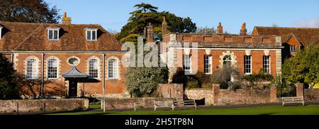 Houses on Choristers Square, Cathedral Close, Salisbury, Wiltshire. Stock Photo