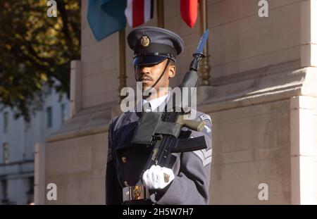London, UK. 11th Nov, 2021. Remembrance service at the Cenotaph. Credit: Mark Thomas/Alamy Live News Stock Photo