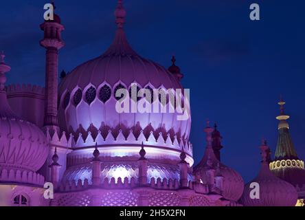 Pavilion Kaleidescope. The Royal Pavilion, Brighton, lit up with coloured LED uplighters. Brighton, East Sussex, England, UK Stock Photo