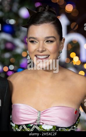 London, UK. 11th Nov, 2021. November 11th, 2021, London, UK. Hailee Steinfeld arriving at the UK Fan Screening of Hawkeye, Curzon Hoxton. Credit: Doug Peters/Alamy Live News Stock Photo