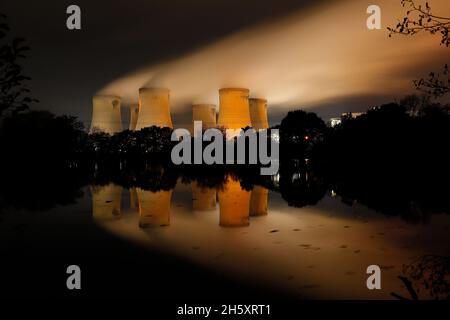 Reflections of cooling towers at Drax Power Station in North Yorkshire Stock Photo