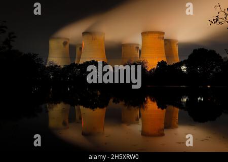 Reflections of cooling towers at Drax Power Station in North Yorkshire Stock Photo