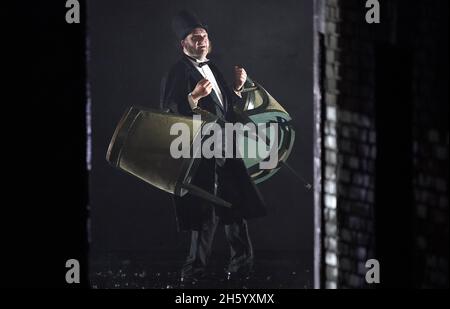 Hamburg, Germany. 11th Nov, 2021. Actor Charly Hübner performs on stage during the dress rehearsal for 'The Secret Agent' at the Deutsches Schauspielhaus. The play, directed by Frank Castorf, will celebrate its premiere on November 14, 2021. Credit: Marcus Brandt/dpa/Alamy Live News Stock Photo