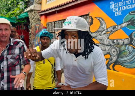 Street scene in central Havana.  Street dancer and performer at Callejón de Hamel. Sunday afternoon rumba festival, La Habana (Havana), Cuba Stock Photo