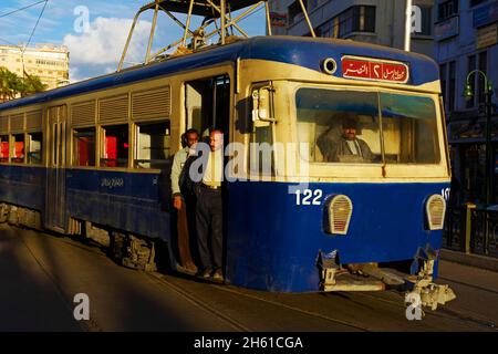 Egypte, la côte méditerranéenne, Alexandrie, le tramway. // Egypt, Alexandria, the tramway. Stock Photo