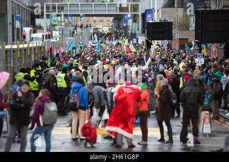 Glasgow. Scotland, UK. 12th Nov, 2021. General view surrounding of COP26 in Glasgow. Day thirteen of the 2021 climate summit in Glasgow will focus on driving the global transition to zero-emission transport. Pictured: Activist outside of the COP26. Credit: Pako Mera/Alamy Live News Stock Photo