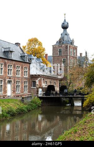 Egenhoven, Leuven, Flemish Brabant Region - Belgium 10 31 2021: View over the Arenberg castle and site Stock Photo