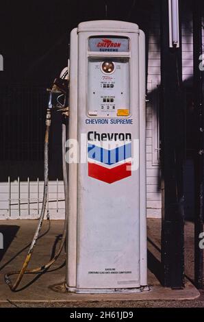 Vintage chevron gas pump hi-res stock photography and images