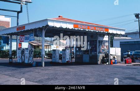 Union Oil Gas, Sawtelle, Los Angeles, California; ca. 1976. Stock Photo