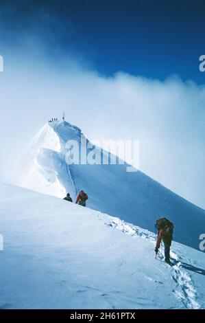 Austria. Otztal Alps. Wildspitze. Climbing in snow and ice. Stock Photo