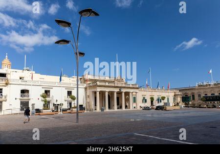 The Main Guard Building in St Georges Square, Valletta - the capital of Malta. UNESCO World Heritage site. Stock Photo