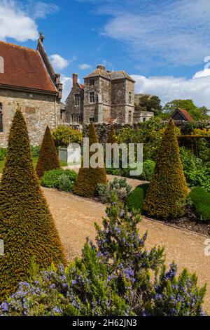 Princess Beatrice s Garden Carisbrooke Castle Carisbrooke Isle