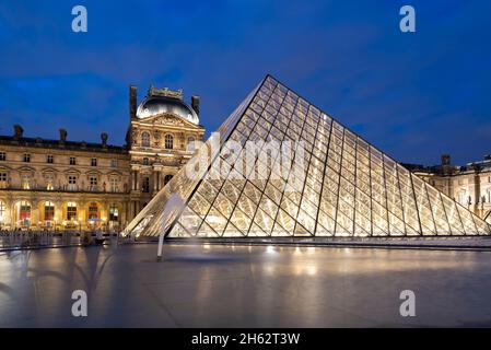 france,ile-de-france,paris,glass pyramid in the courtyard of the louvre palace Stock Photo