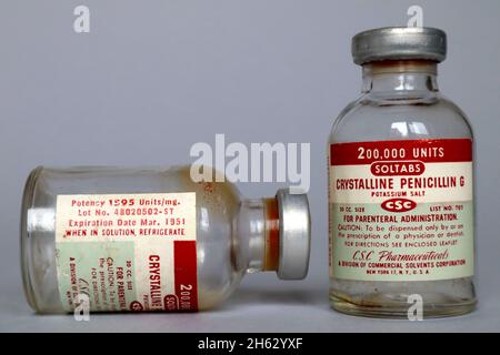 Vintage 1951 Vial of PENICILLIN G Produced by CSC Pharmaceuticals - New York Stock Photo