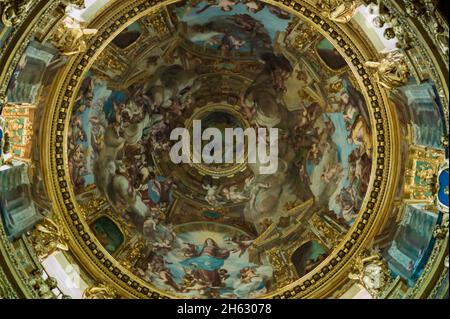 the interior of the basilica della santissima annunziata del vastato in genao,italy. this cathedral is decorated by the major baroque studios and artists of genoa in the 17th century Stock Photo