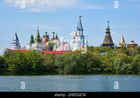 Kremlin in Izmailovo on the lakeside, a modern cultural and entertainment center, landmark: Moscow, Russia - August 15, 2021 Stock Photo