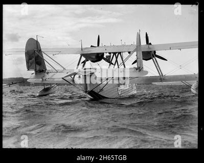 Anniversary Day, seaplane on water, 26 January 1938, taken for the Sun Newspaper, from original negative, ON 388/Box 072/Item 318 https://collection.sl.nsw.gov.au/record/9WZW8WoY