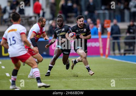 LONDON, UNITED KINGDOM. 13th, Nov 2021. Dom Morris of Saracens during Premiership Rugby Match between Saracens Men and Harlequins at StoneX Stadium on Saturday, 13 November 2021. LONDON ENGLAND.  Credit: Taka G Wu/Alamy Live News Stock Photo