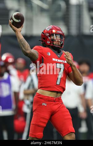 November 13, 2021: UNLV Rebels quarterback Cameron Friel (7) throws the football during the NCAA football game featuring the Hawaii Warriors and the UNLV Rebels at Allegiant Stadium in Las Vegas, NV. at halftime, the UNLV Rebels and the Hawaii Warriors are tied 10 to 10. Christopher Trim/CSM. Stock Photo