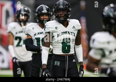 November 13, 2021: Hawaii Warriors defensive back Eugene Ford (8) warms-up prior to the start of the NCAA football game featuring the Hawaii Warriors and the UNLV Rebels at Allegiant Stadium in Las Vegas, NV. Christopher Trim/CSM/Sipa USA.(Credit Image: &copy; Christopher Trim/CSM/Sipa USA)