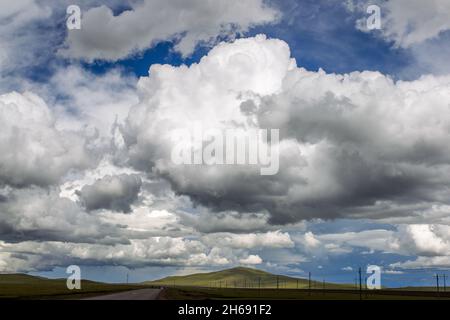 The natural beauty of China's Tibetan Plateau Stock Photo - Alamy