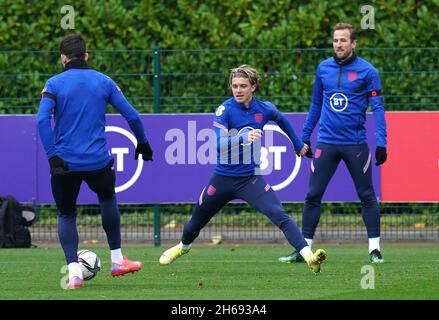 England's Conor Gallagher (left) and Harry Kane during a training ...