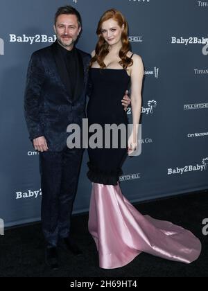 WEST HOLLYWOOD, LOS ANGELES, CALIFORNIA, USA - NOVEMBER 13: Chris Hardwick and pregnant wife Lydia Hearst Shaw arrive at the Baby2Baby 10-Year Gala 2021 held at the Pacific Design Center on November 13, 2021 in West Hollywood, Los Angeles, California, United States. (Photo by Xavier Collin/Image Press Agency) Stock Photo
