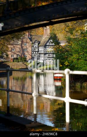 Worsley Packet House on the Bridgewater Canal in Worsley Stock Photo
