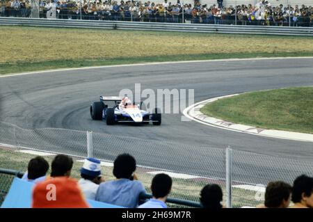Imola, 1980: Tests of Formula 1 at Imola Circuit. Clay Regazzoni in action on Ensign N180. Stock Photo