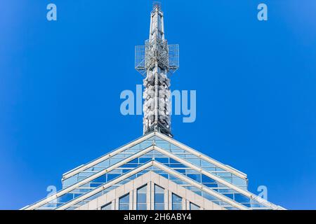 1650 Market Street, aka One Liberty Place, is often called 'Philadelphia's Chrysler Building' for its graceful spire. The skyscraper was first to brea Stock Photo