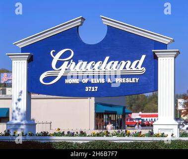 Entrance sign, Graceland Mansion, Elvis Presley Boulevard, Whitehaven, Memphis, Tennessee, United States of America Stock Photo