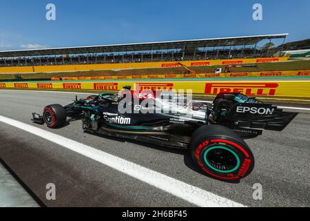 Lewis Hamilton (GBR) Mercedes AMG F1 W12. 14.11.2021. Formula 1 World Championship, Rd 19, Brazilian Grand Prix, Sao Paulo, Brazil, Race Day.  Photo credit should read: XPB/Press Association Images. Stock Photo