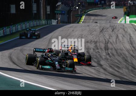 11 PEREZ Sergio (mex), Red Bull Racing Honda RB16B, 44 HAMILTON Lewis (gbr), Mercedes AMG F1 GP W12 E Performance, action during the Formula 1 Heineken Grande Premio De Sao Paulo 2021, Sao Paulo Grand Prix, 19th round of the 2021 FIA Formula One World Championship from November 12 to 14, 2021 on the Interlagos Circuit, in Sao Paulo, Brazil - Photo Florent Gooden / DPPI Stock Photo