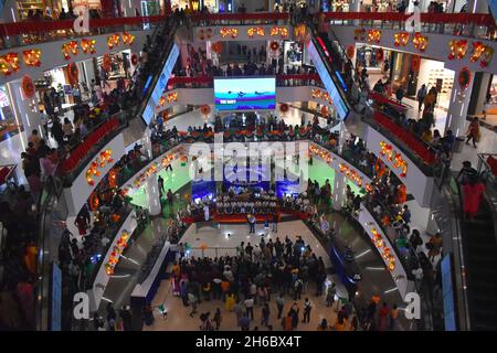 Kolkata, India. 14th Nov, 2021. Indian Navy Naval Band performs inside a shopping mall to commemorate the Golden jubilee of the Nations Victory in the 1971 Indo - Pak war culminating in the liberation of the nation of Bangladesh. (Photo by Sudipta Das/Pacific Press) Credit: Pacific Press Media Production Corp./Alamy Live News Stock Photo