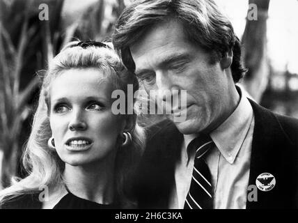 George Segal, Susan Anspach, on-set of the Film, 'Blume in Love', Warner Bros., 1973 Stock Photo