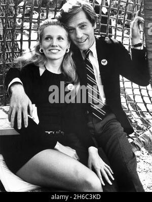 George Segal, Susan Anspach, on-set of the Film, 'Blume in Love', Warner Bros., 1973 Stock Photo