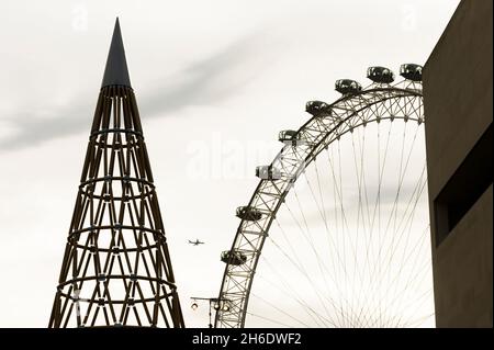 'Paper Tower' designed byJapanese architect Shigeru Ban for the London Design Festival. The tower which is made from cardboard tube is 22m tall making it the worlds tallest paper tower. The tower is outside the Royal Festival Hall, South Bank, London, UK.  24 Sep 2009 Stock Photo