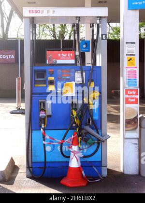 A closed petrol station on the Redbridge roundabout in East London this morning. Stock Photo