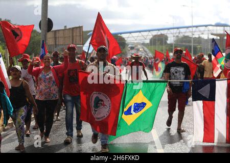 salvador, bahia, brazil - april 15, 2019: Members of the Sem Terra Movement - MST- are seen walking along Avenida Luiz Viana, in Salvador, during a de Stock Photo