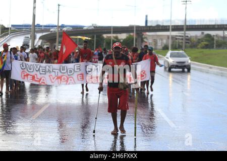 salvador, bahia, brazil - april 15, 2019: Members of the Sem Terra Movement - MST- are seen walking along Avenida Luiz Viana, in Salvador, during a de Stock Photo