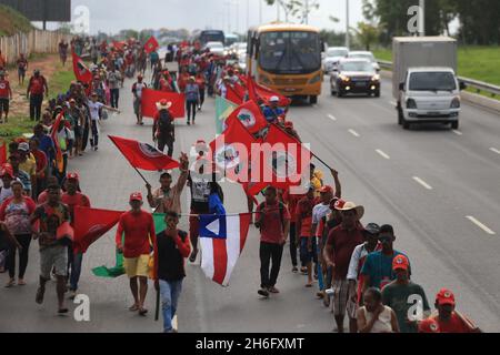 salvador, bahia, brazil - april 15, 2019: Members of the Sem Terra Movement - MST- are seen walking along Avenida Luiz Viana, in Salvador, during a de Stock Photo