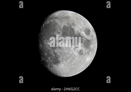 London, UK.  15 November 2021.  UK Weather - An 88% waxing gibbous moon is seen in the skies over north west London on a clear evening.  This month’s full moon is known as a Beaver Moon and will be seen as a partial lunar eclipse.  Credit: Stephen Chung / Alamy Live News Stock Photo